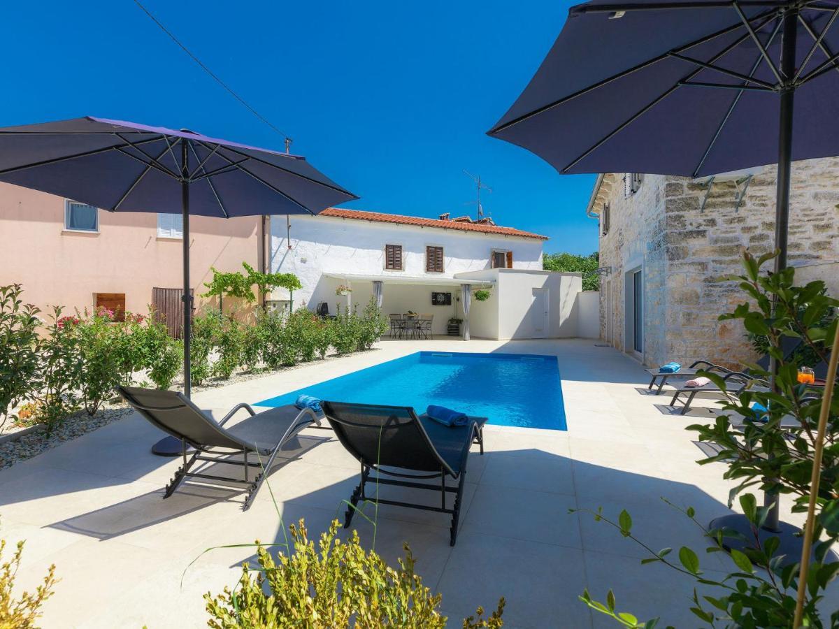 Holiday Home Villa Karmen - Roj454 By Interhome Sveti Petar u Sumi ภายนอก รูปภาพ