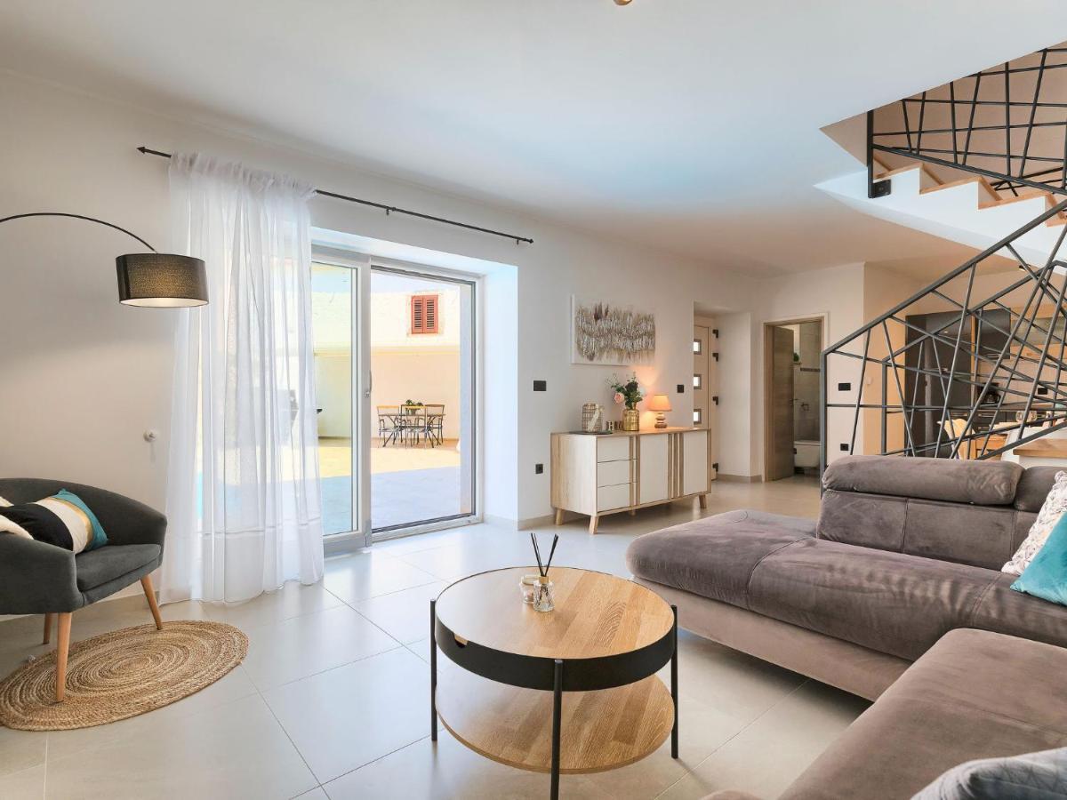 Holiday Home Villa Karmen - Roj454 By Interhome Sveti Petar u Sumi ภายนอก รูปภาพ